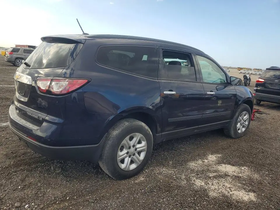 2015 CHEVROLET TRAVERSE LS  