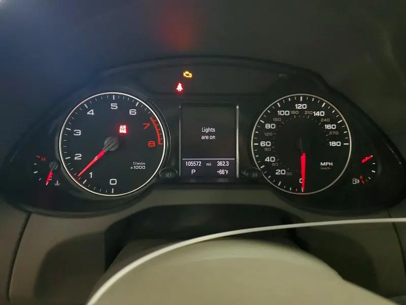 2011 AUDI Q5 PREMIUM PLUS  