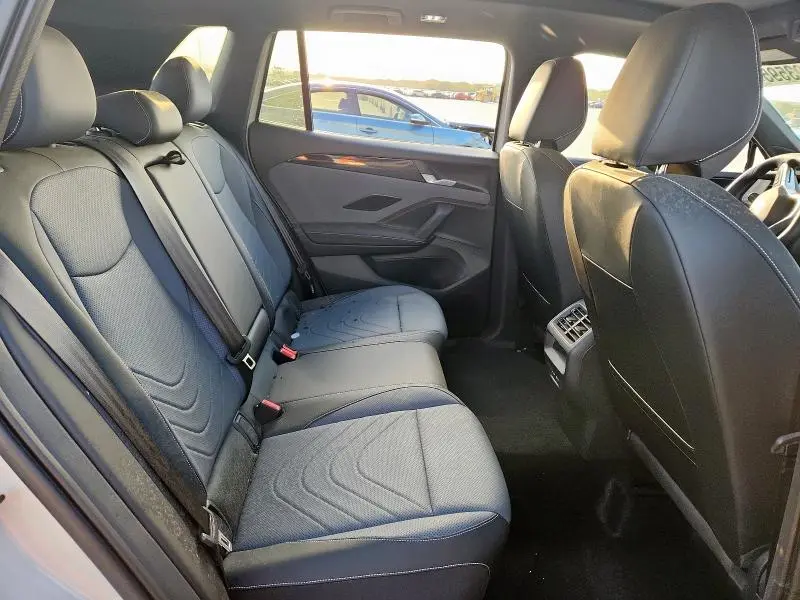 2025 VOLKSWAGEN TIGUAN SE R-LINE BLACK  