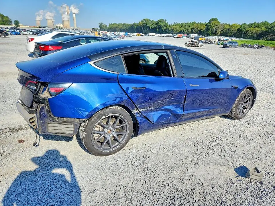 2021 TESLA MODEL 3   