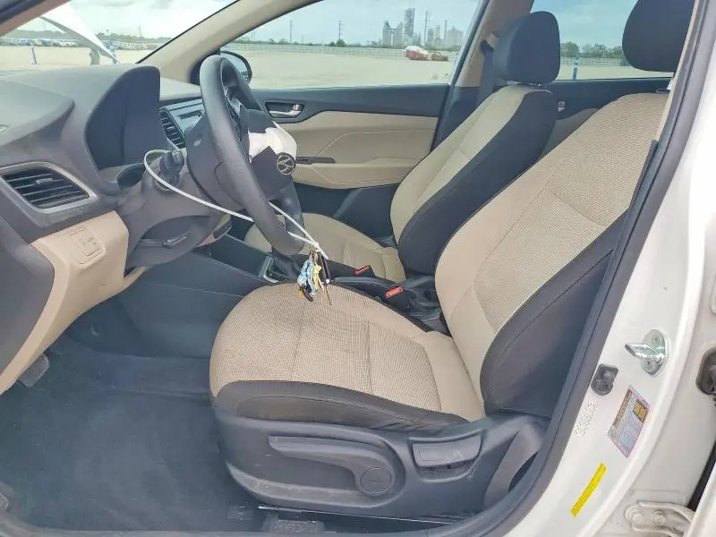 2022 HYUNDAI ACCENT SE  
