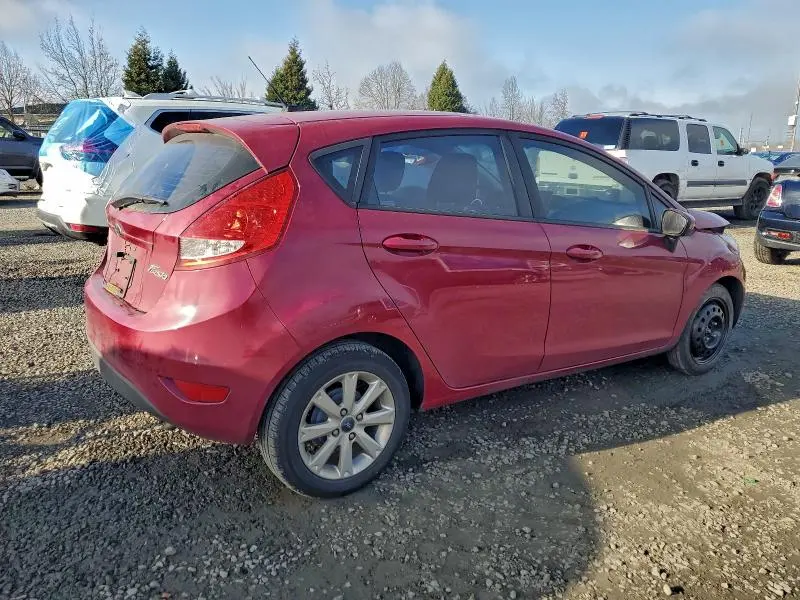 2011 FORD FIESTA SE  