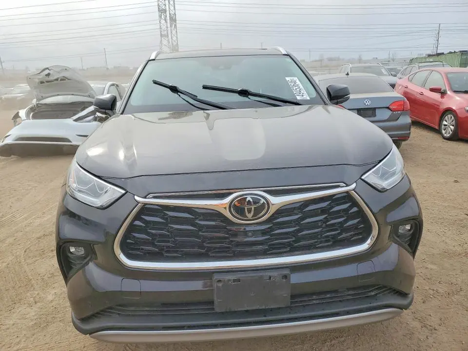 2021 TOYOTA HIGHLANDER PLATINUM  