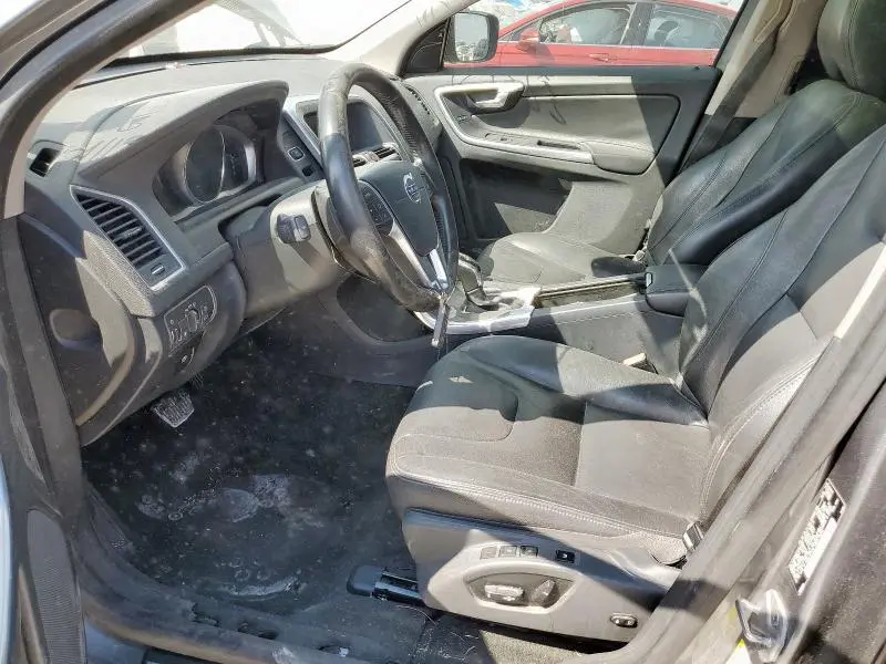 2016 VOLVO XC60 T5 PREMIER  