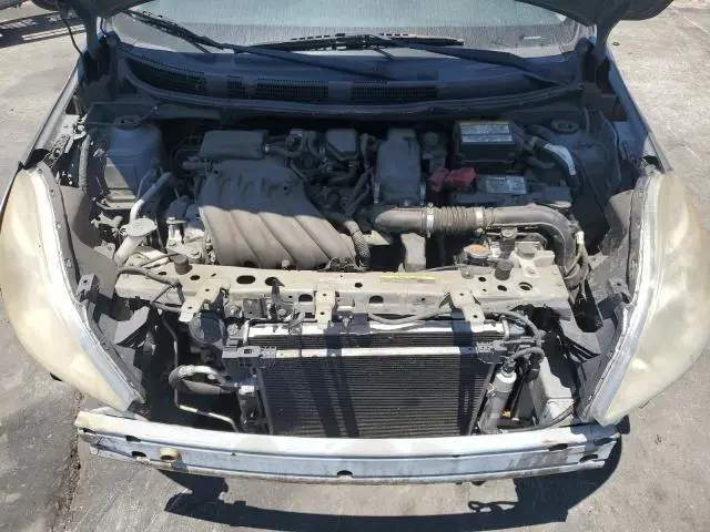 2013 NISSAN VERSA S  
