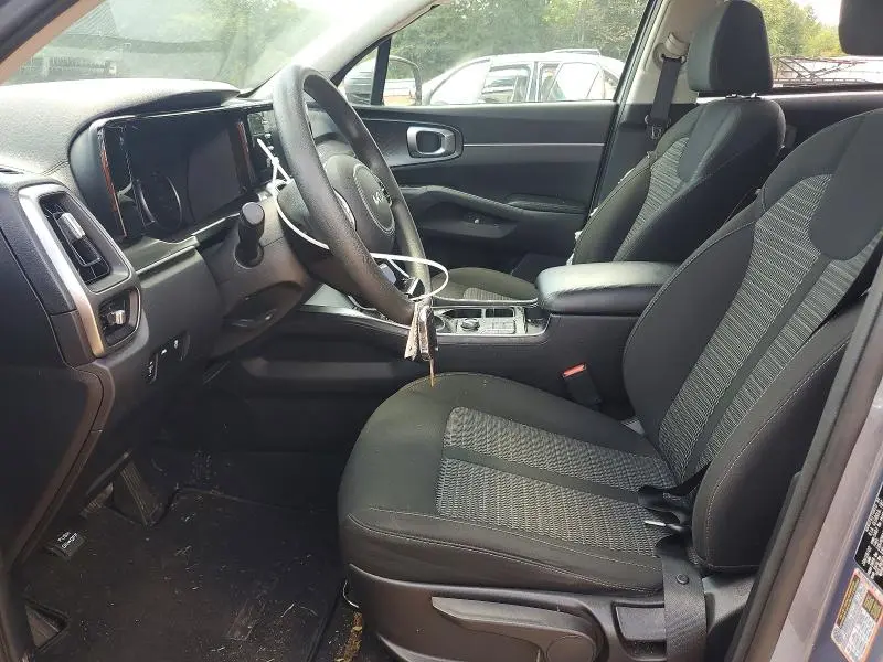 2022 KIA SORENTO LX  