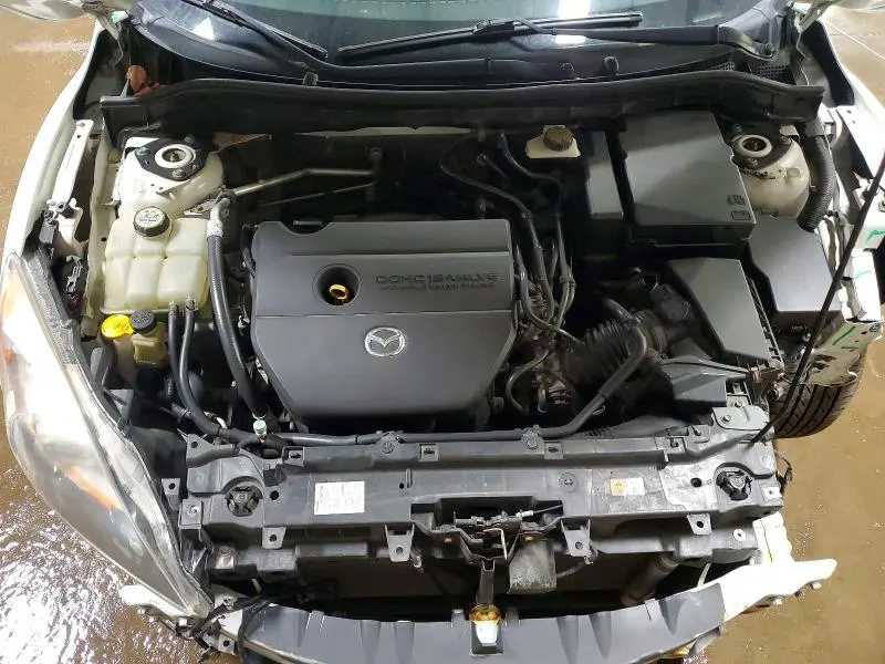 2011 MAZDA 3 S  