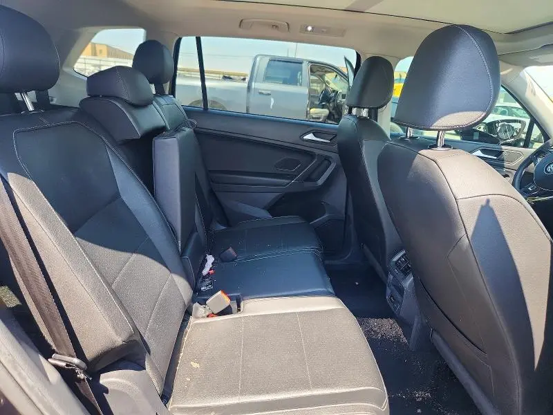 2020 VOLKSWAGEN TIGUAN SE  