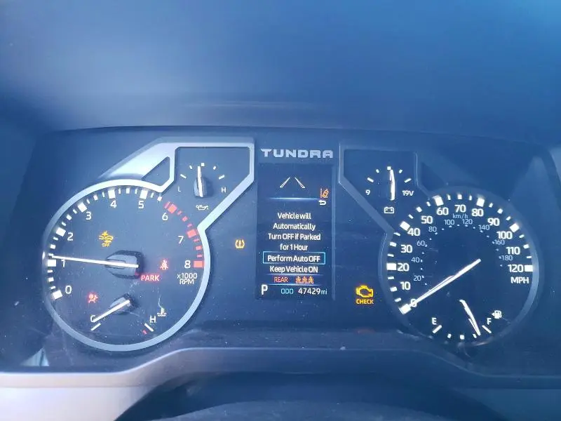 2024 TOYOTA TUNDRA CREWMAX SR  