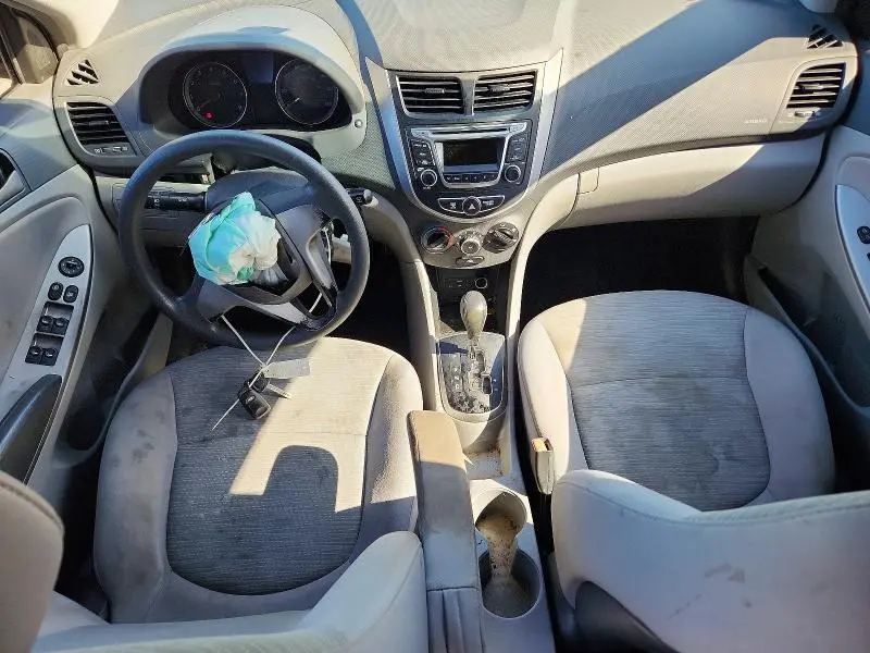2016 HYUNDAI ACCENT STANDARD  