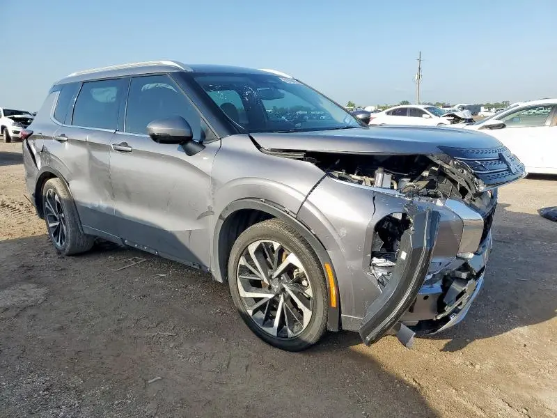 2023 MITSUBISHI OUTLANDER SEL  