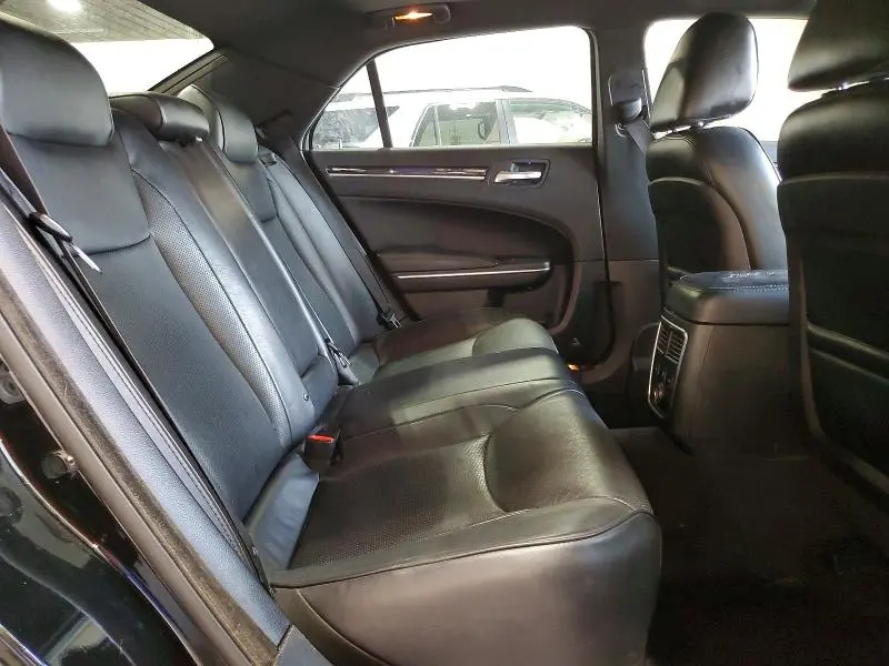 2012 CHRYSLER 300 LIMITED  