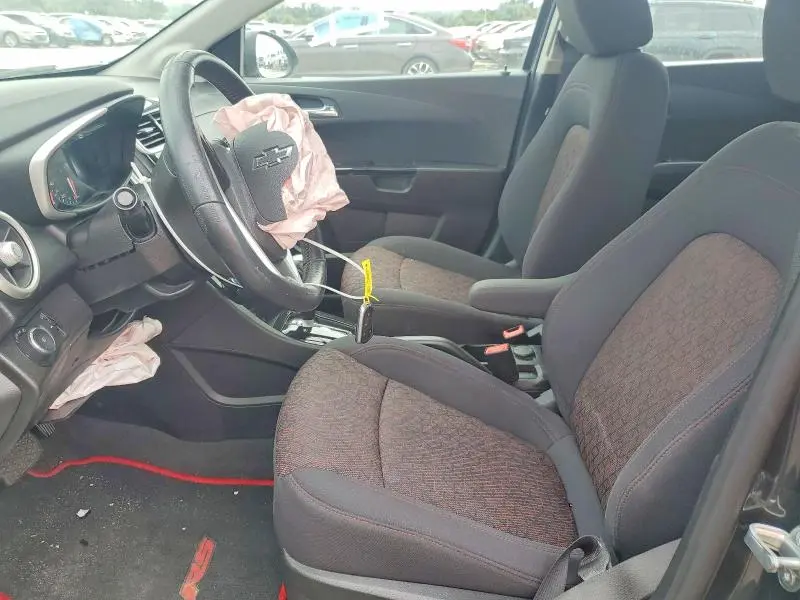 2020 CHEVROLET SONIC LT  
