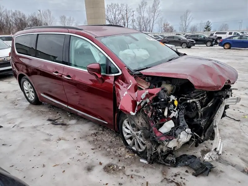 2017 CHRYSLER PACIFICA TOURING L  