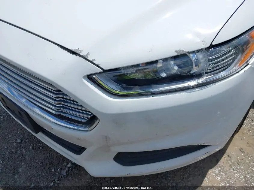 2013 FORD FUSION SE