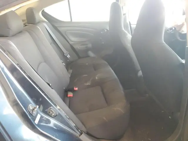 2016 NISSAN VERSA S  