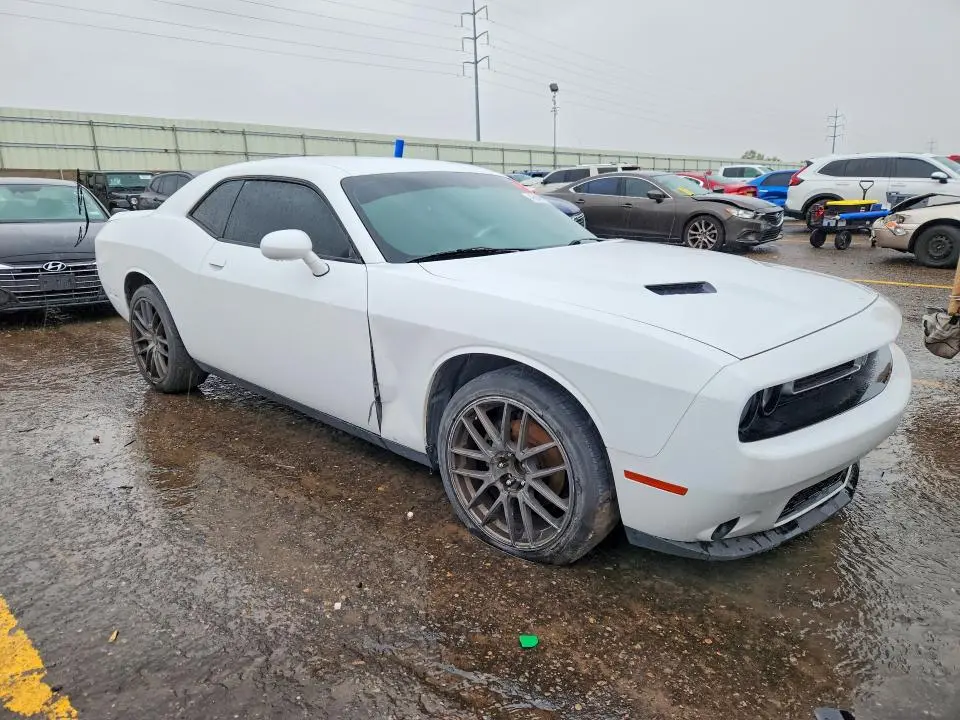 2019 DODGE CHALLENGER SXT  