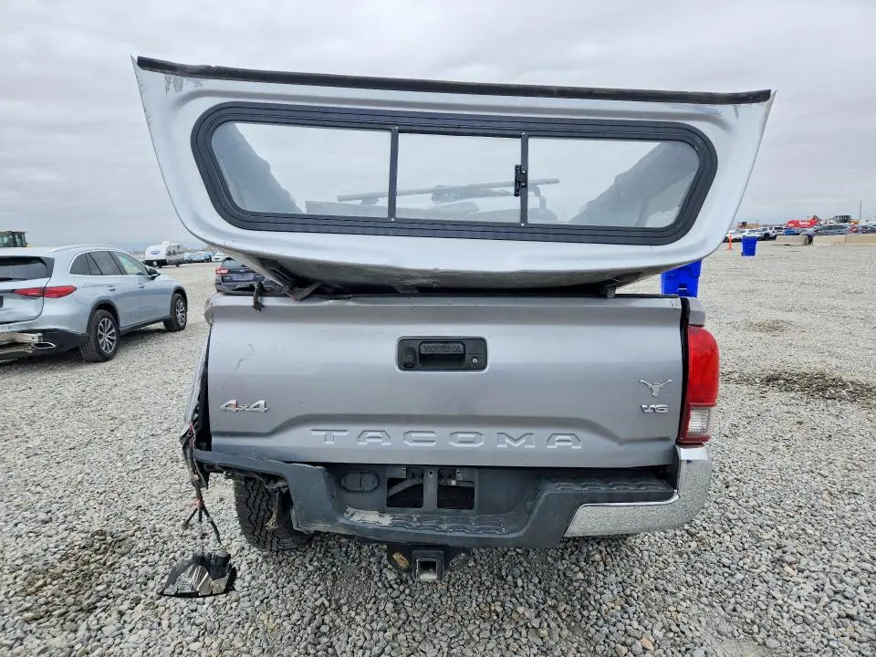 2019 TOYOTA TACOMA SR5 V6  