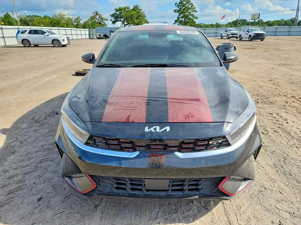 2023 KIA FORTE GT  