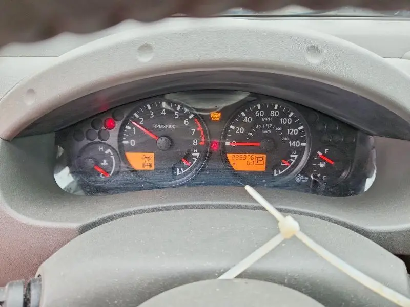2011 NISSAN FRONTIER S  
