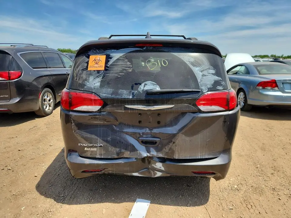 2017 CHRYSLER PACIFICA TOURING  