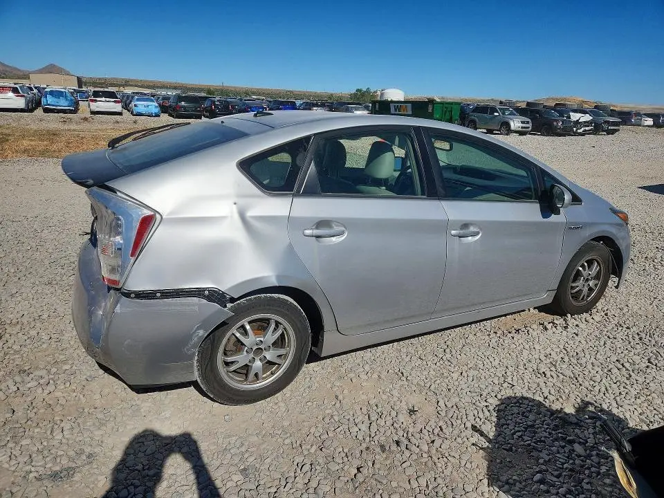 2010 TOYOTA PRIUS IV  