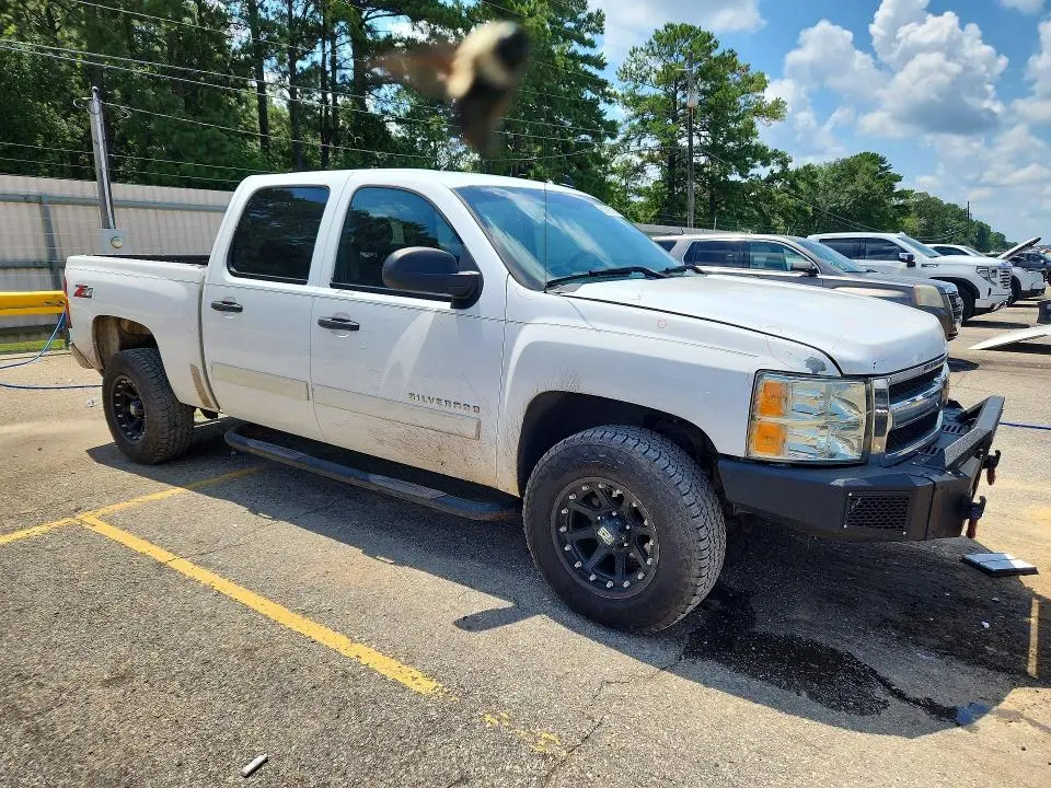 2010 CHEVROLET SILVERADO C1500 LT  