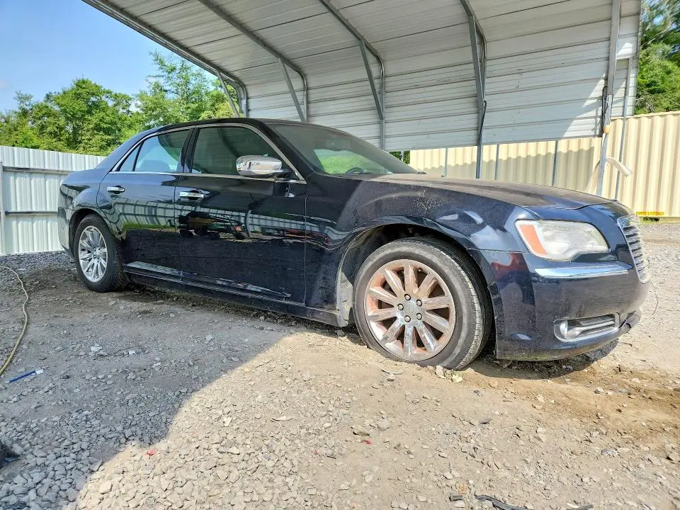2013 CHRYSLER 300C   