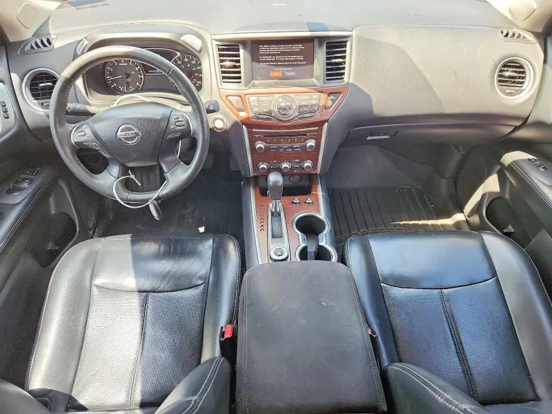 2017 NISSAN PATHFINDER PLATINUM  