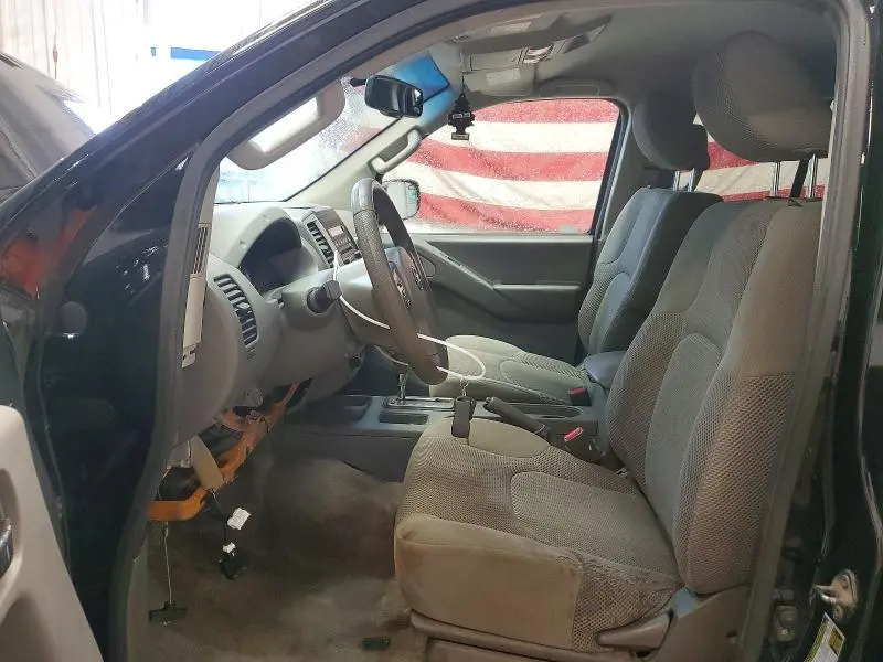 2012 NISSAN FRONTIER S  