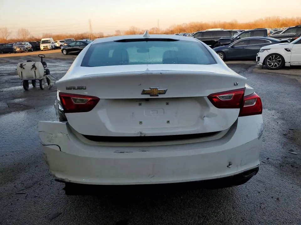 2017 CHEVROLET MALIBU LT  