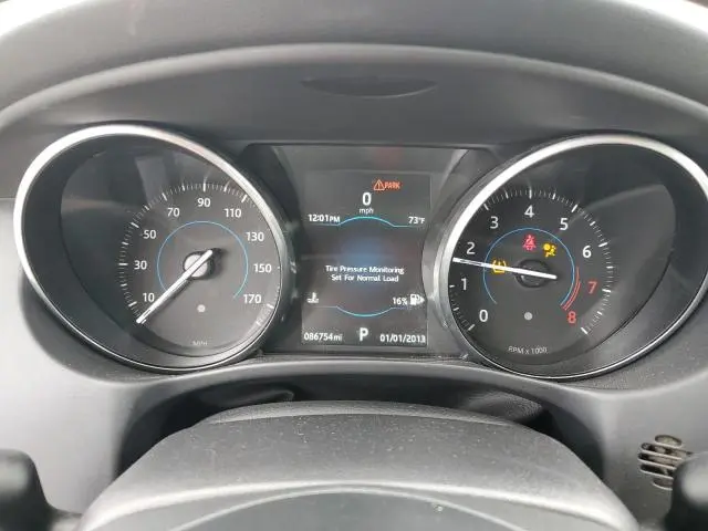 2017 JAGUAR XE PREMIUM  