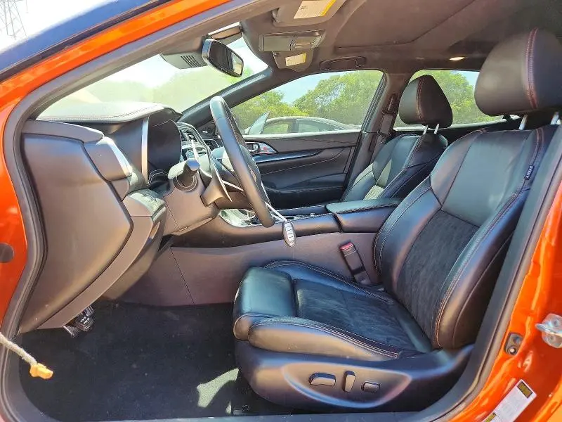 2021 NISSAN MAXIMA SR  
