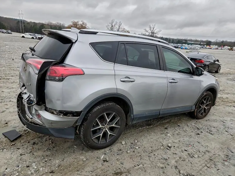 2016 TOYOTA RAV4 SE  