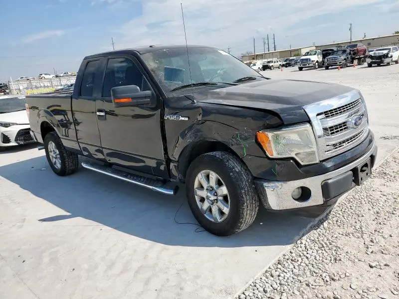2013 FORD F150 SUPER CAB  