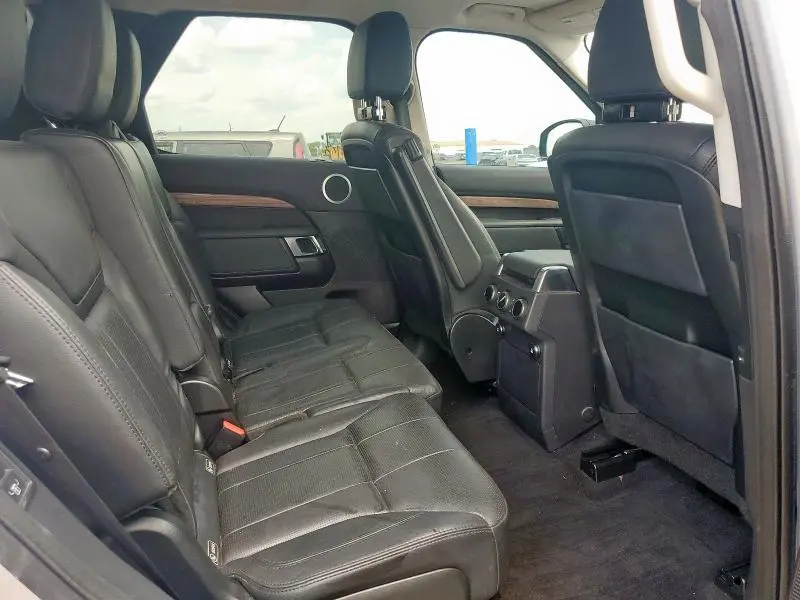 2018 LAND ROVER DISCOVERY HSE  