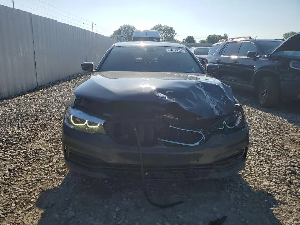 2019 BMW 530 XI  