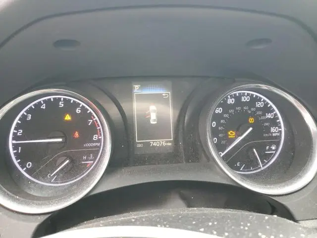 2020 TOYOTA CAMRY SE  