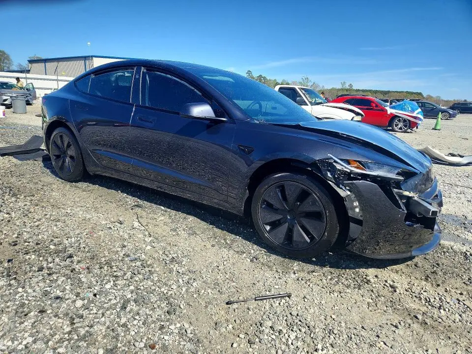 2024 TESLA MODEL 3   