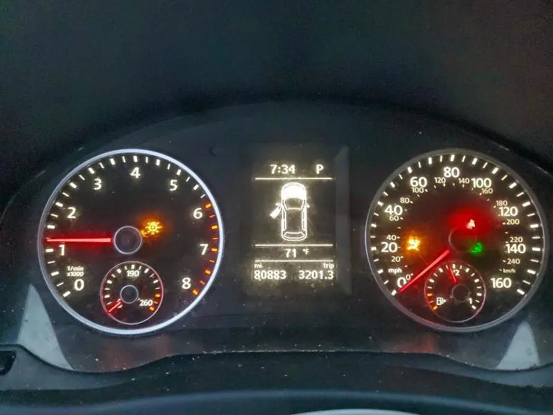 2016 VOLKSWAGEN TIGUAN S  