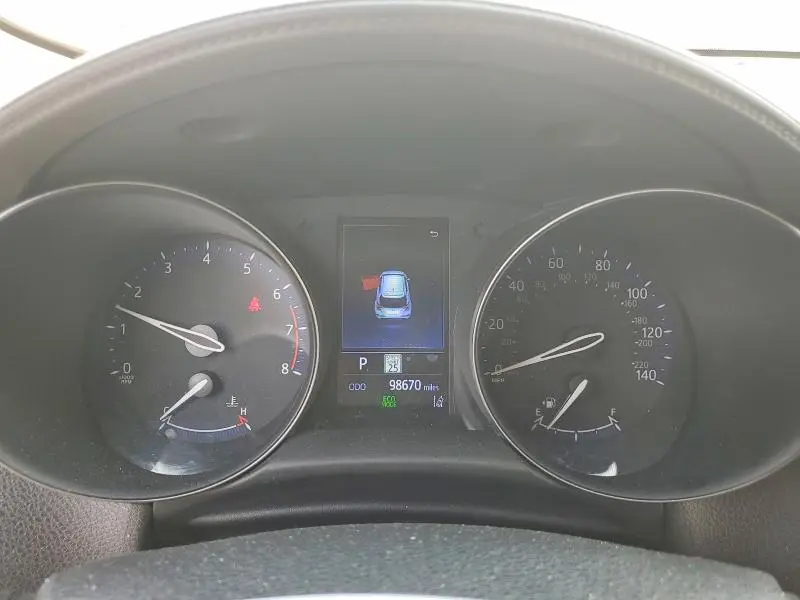 2021 TOYOTA C-HR LE  