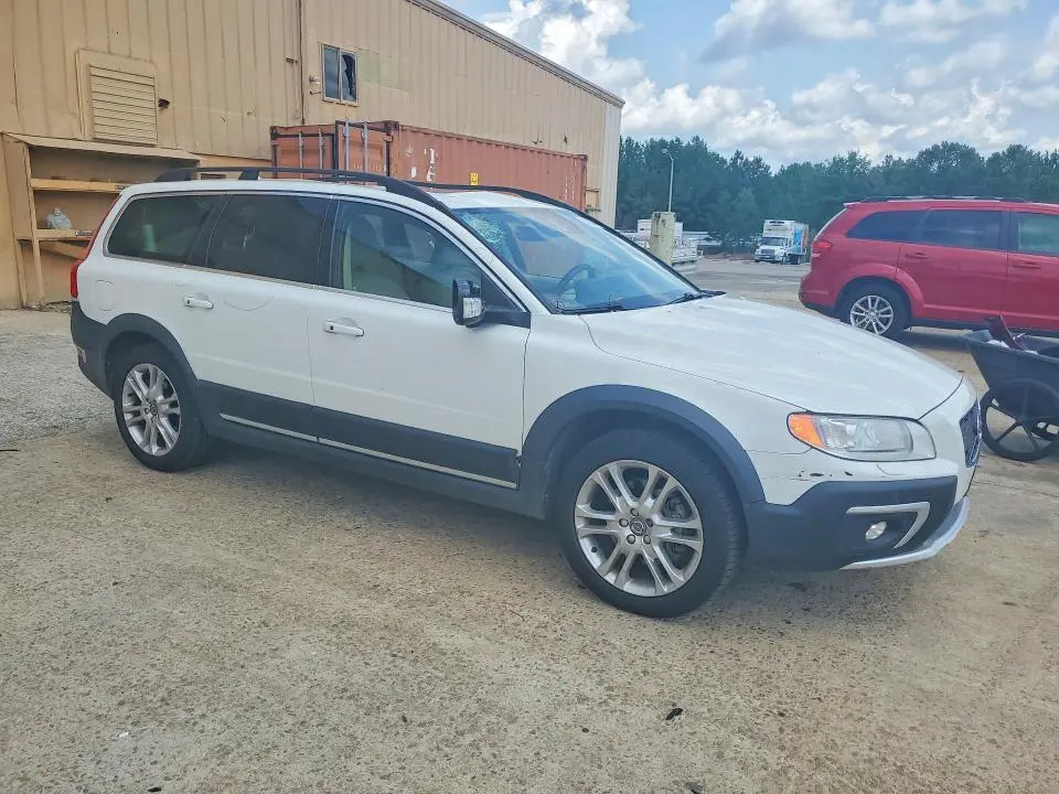 2016 VOLVO XC70 T5 PLATINUM  