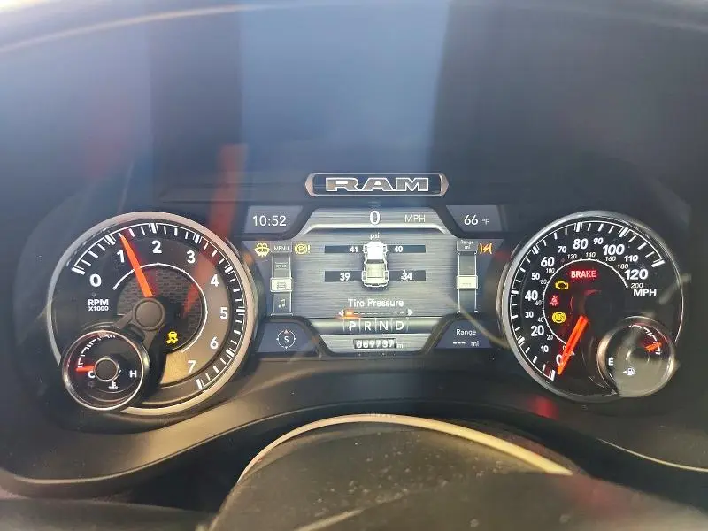 2019 RAM 1500 BIG HORN  