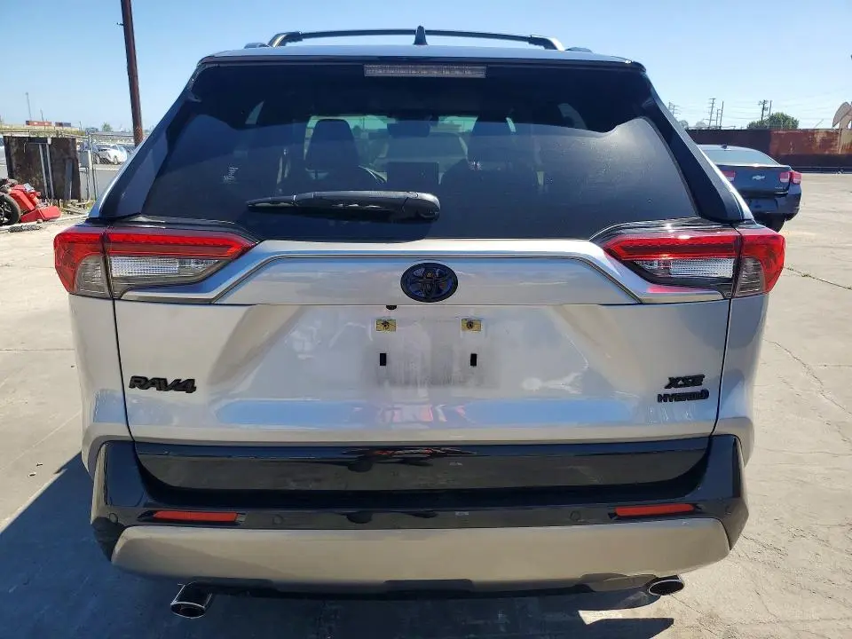 2024 TOYOTA RAV4 XSE  