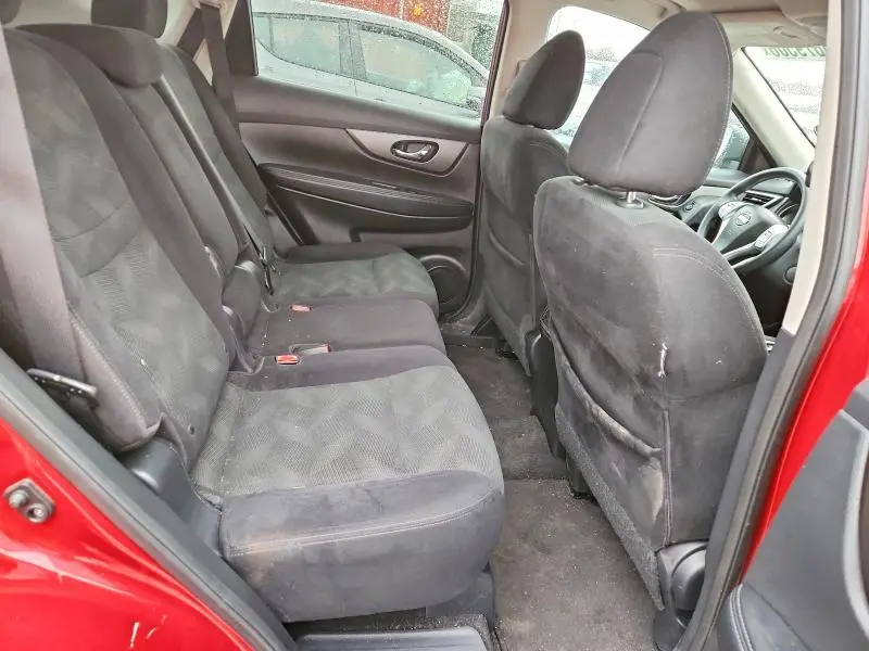 2015 NISSAN ROGUE S  