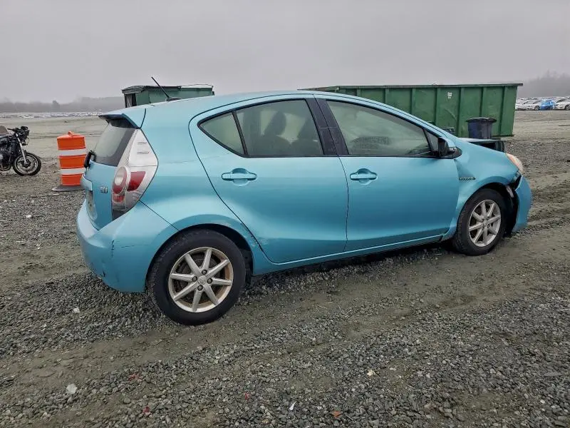 2013 TOYOTA PRIUS C   