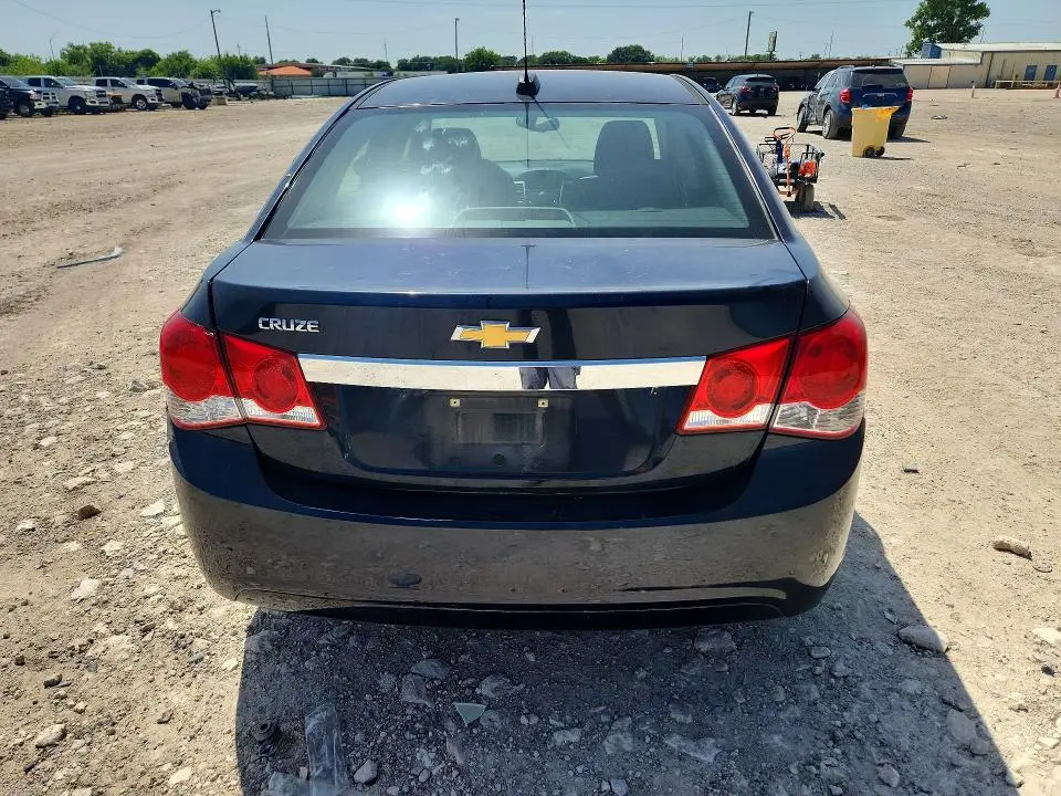 2015 CHEVROLET CRUZE LS  