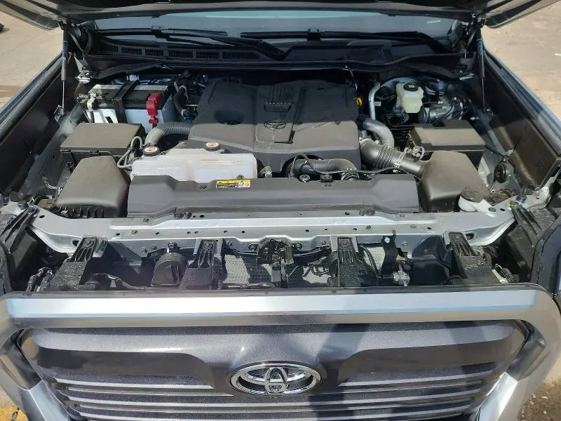 2026 TOYOTA TUNDRA CREWMAX LIMITED  