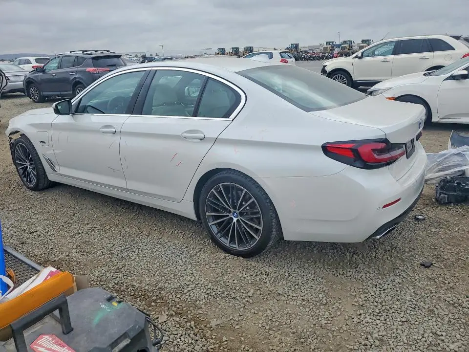 2022 BMW 530E   