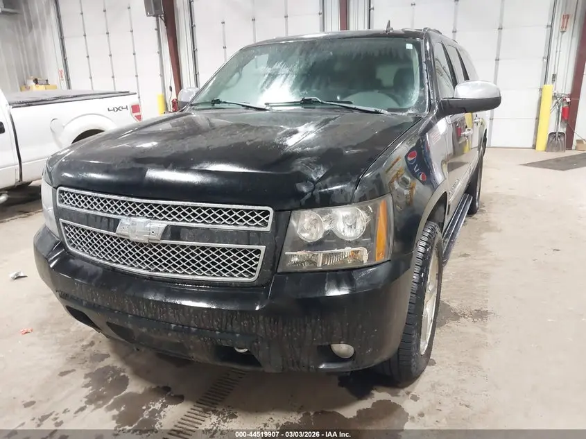 2011 CHEVROLET SUBURBAN 1500 LTZ